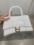 Mala balenciaga nova