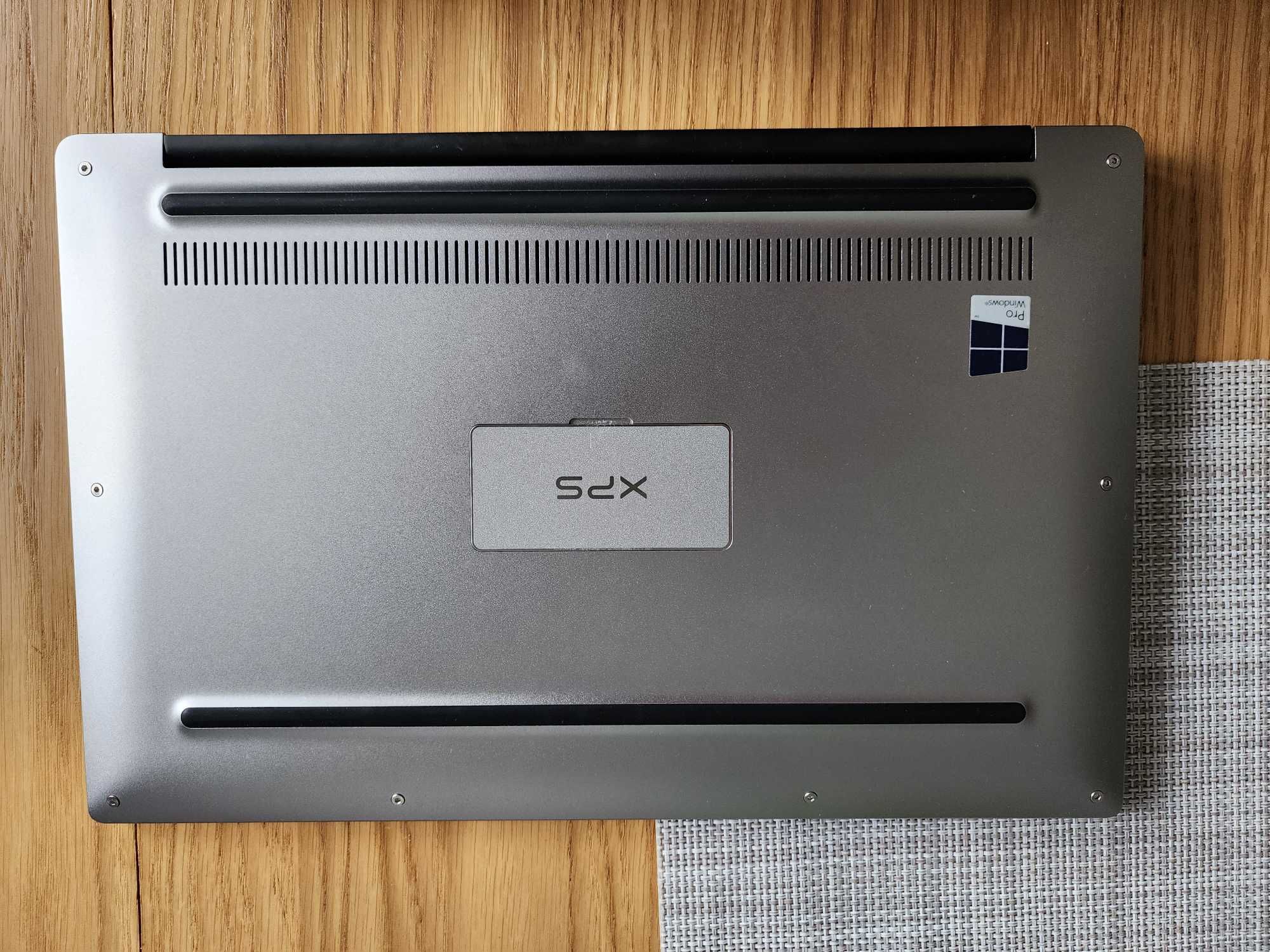Dell XPS 13.3" Touch 4K QHD+ 9343 i5-5200U / 8 RAM / 128 SSD (акб 3%)