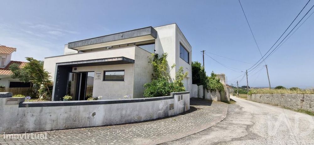 Escritório em Bárrio de 271,00 m2