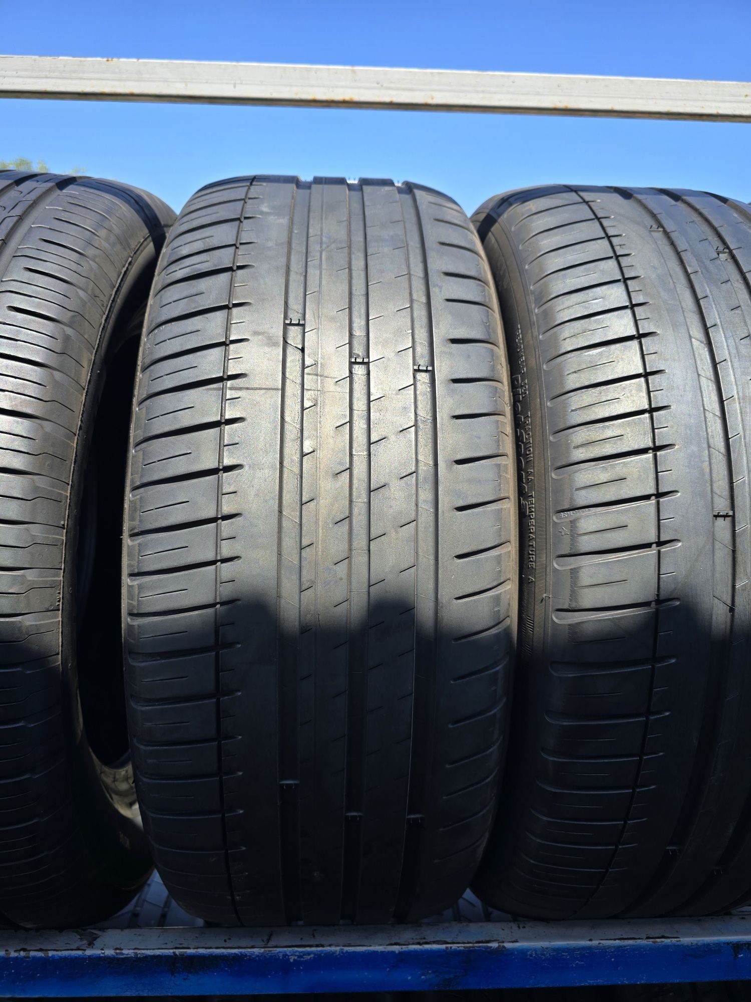 Шини 245.45.19 Michelin 2023р.в. 5.2мм
