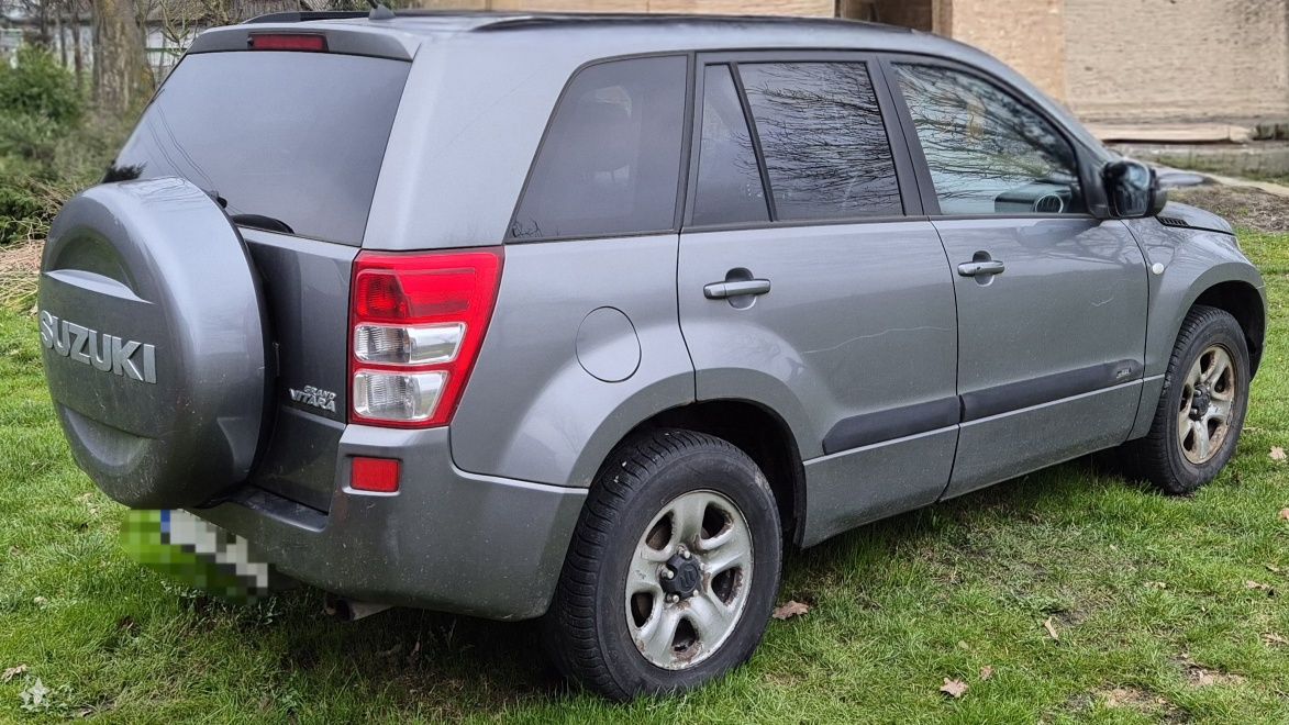 Suzuki Grand Vitara II 2.0 benz, 5d, salon PL, przebieg 165000km