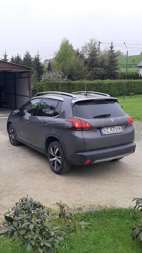 Sprzedam Peugeot 2008