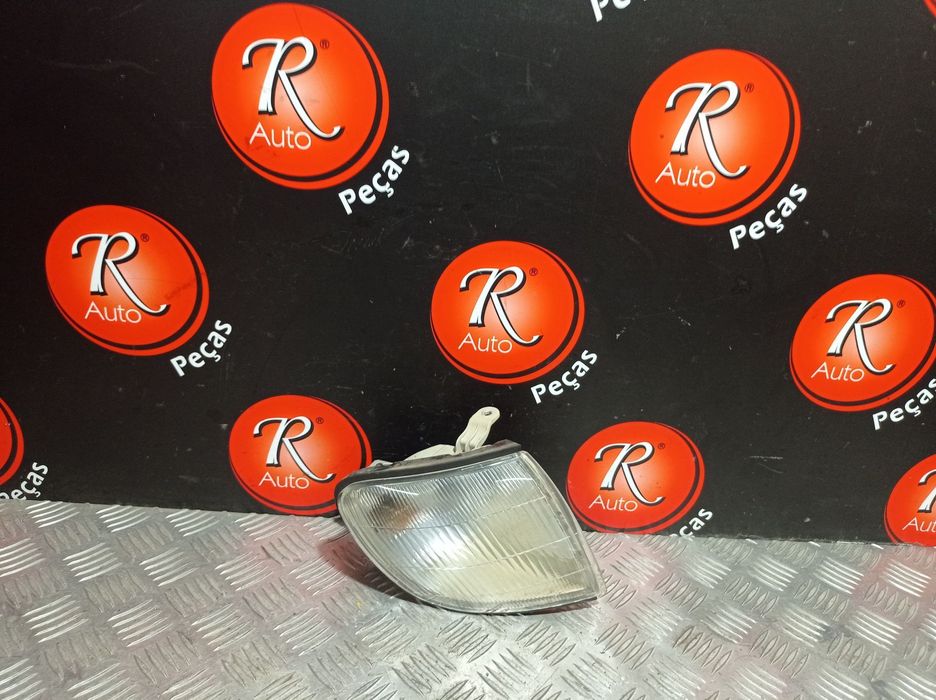 Farolim De Pisca Frente Dto Hyundai H-1 / Starex Veículo Multiuso (A1)