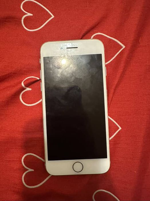 Продам- обміняю айфон 7 за питаннями в лс