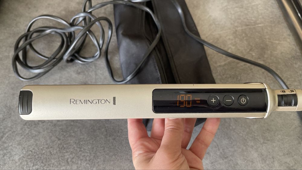 Утюжок, щипці випрямляч для волосся Remington