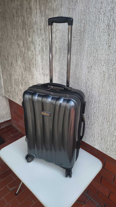 walizka wym 65x45x25 royal class
