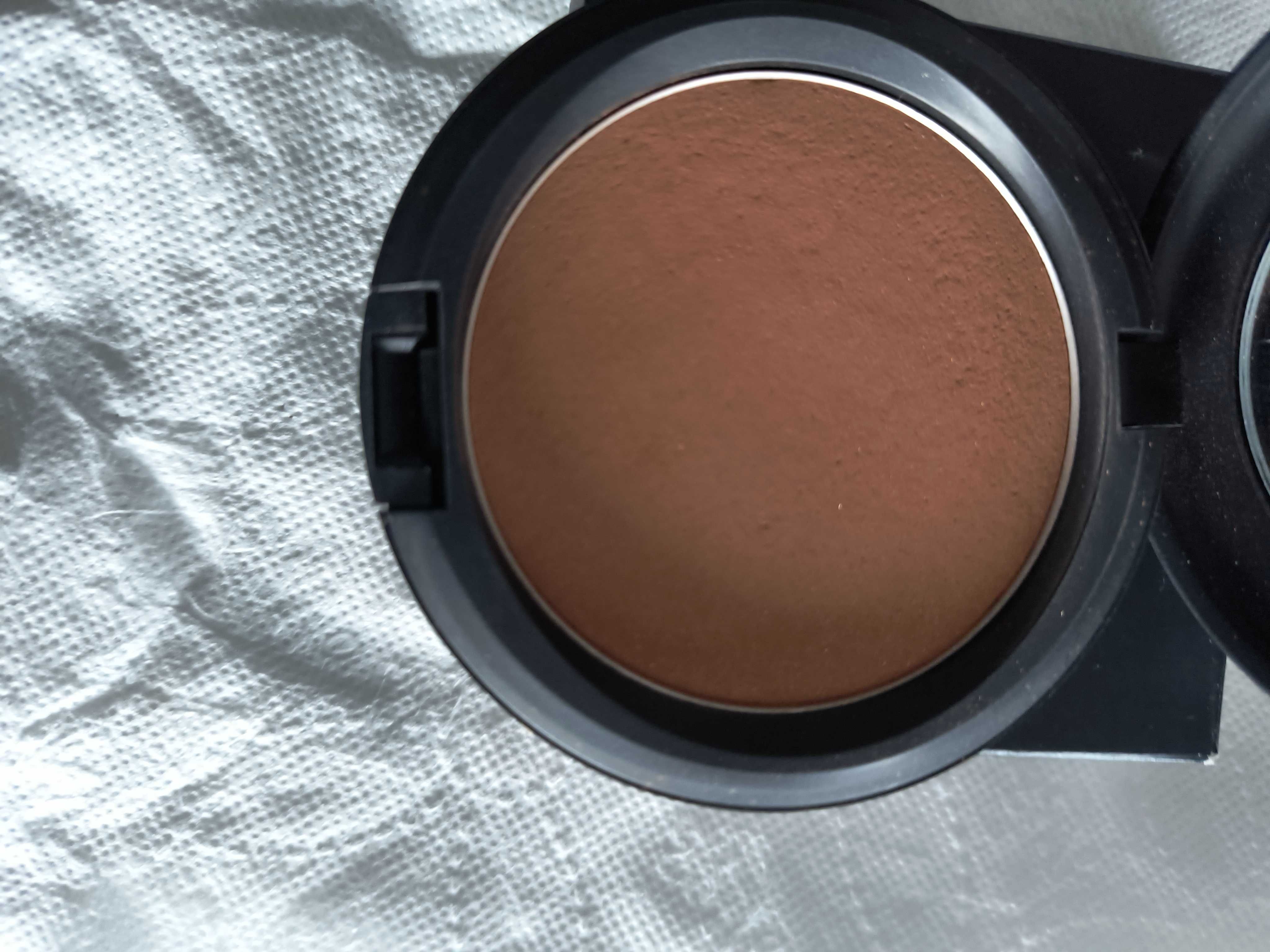 MAC bronzer golden