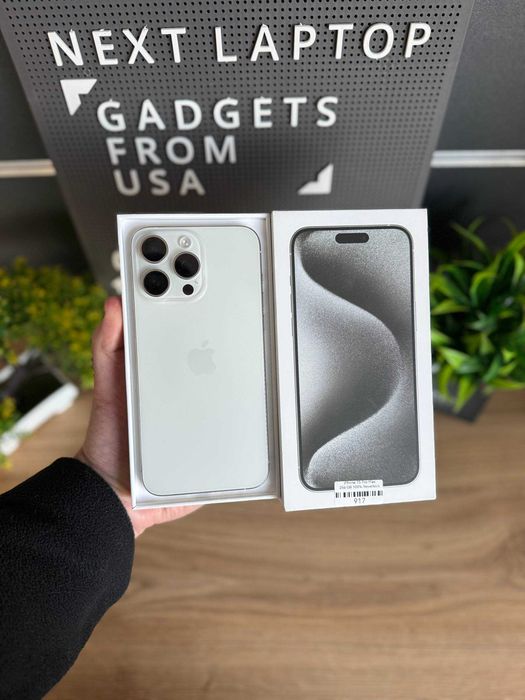 Apple Iphone 15 Pro Max 256 GB White Titanium Neverlock global