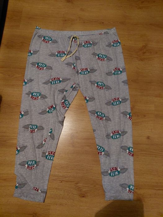 Spodnie pidżama pidżamowe friends central perk xl