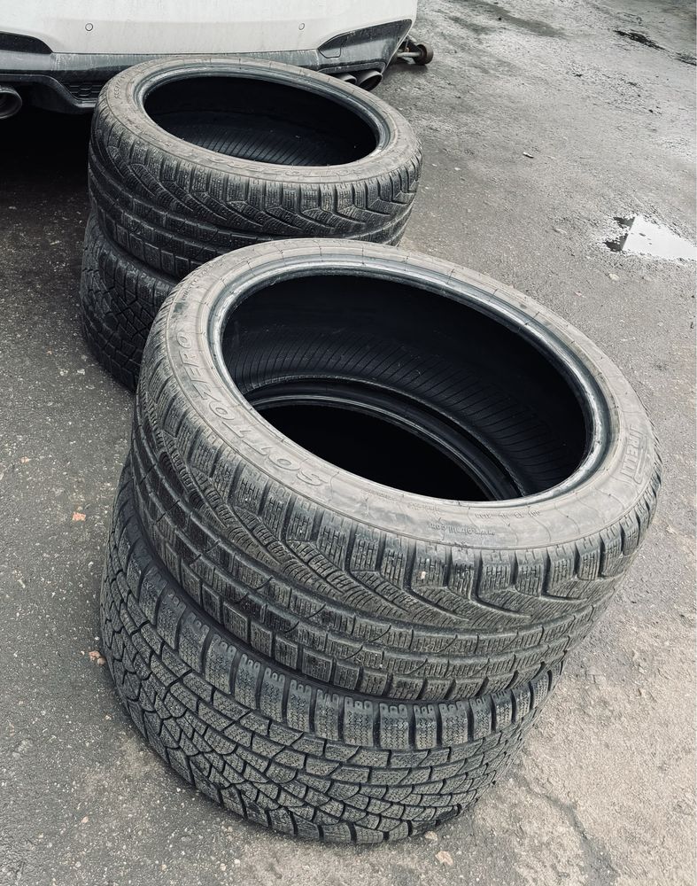 Продам комплект Pirelli Winter Sottozero 3 r19