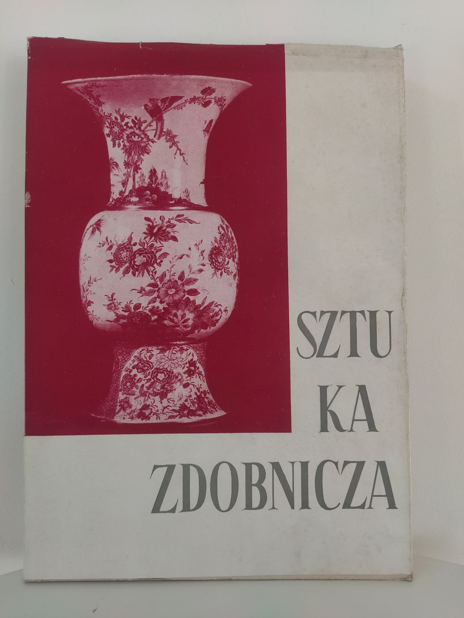 Sztuka zdobnicza dary i nabytki Muzeum Narodowe