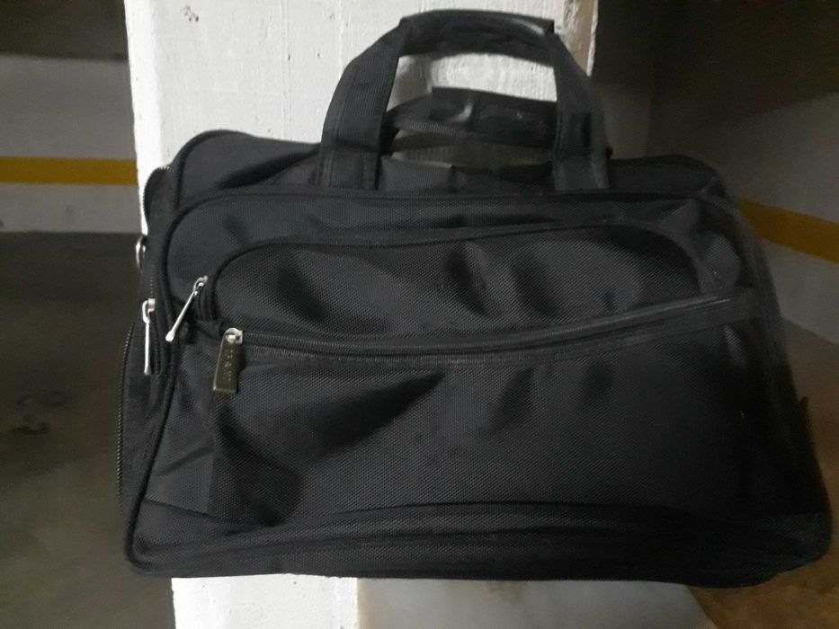 Set of 4 Laptop Bags64729497813505120