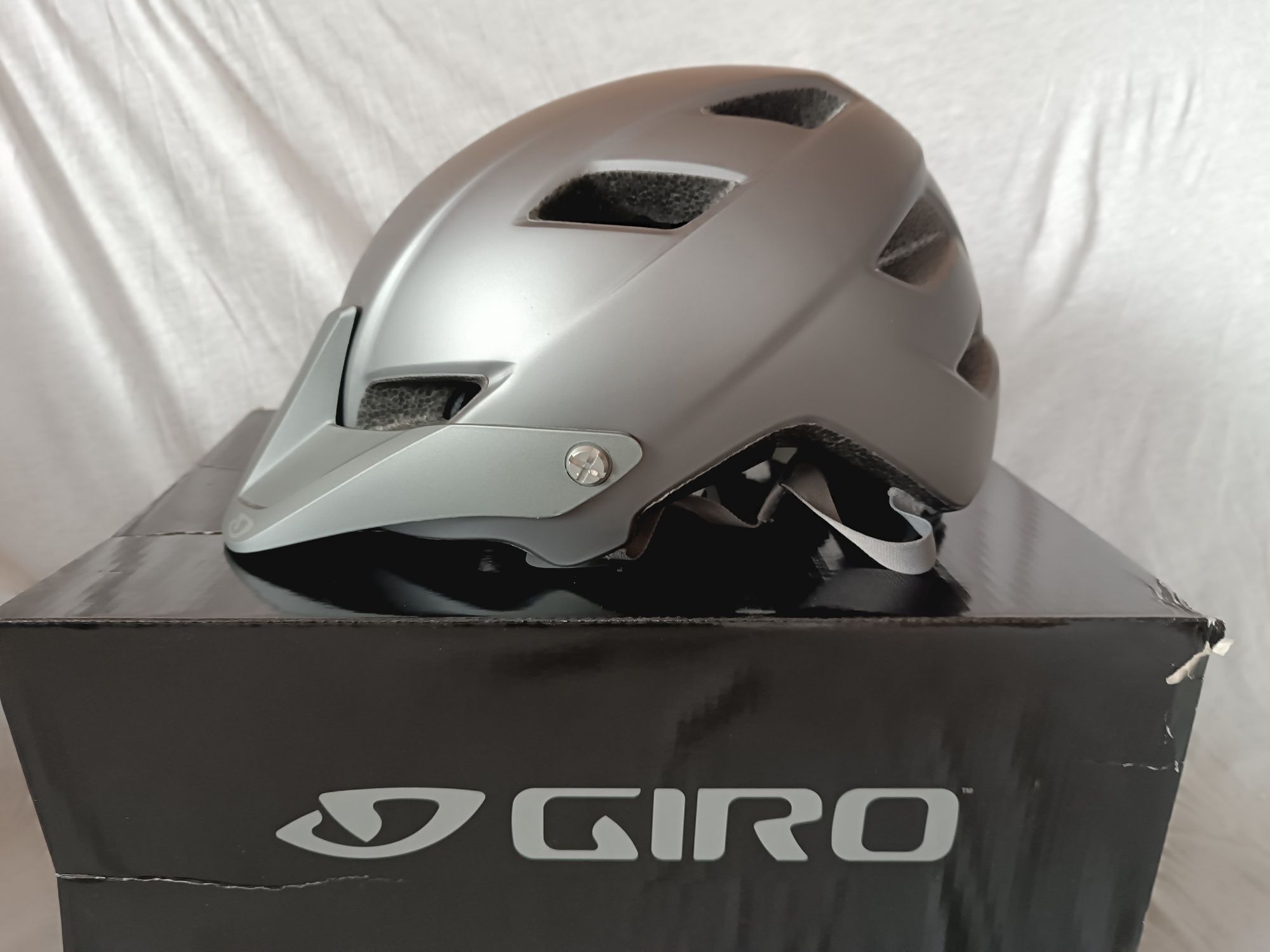 Kask MTB Giro Feature