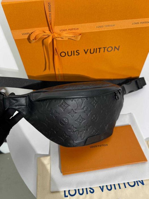 Бананка Louis Vuitton плечевая сумка LV слинг натуральная кожа c813