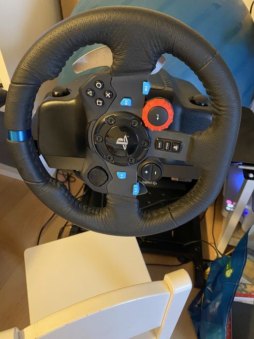 Volante + Pedais Logitech G29 + suporte ( nunca usado)