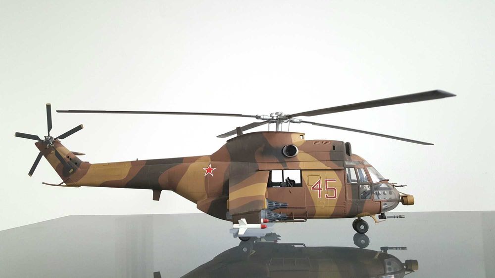 Śmigłowiec z filmu RAMBO 3