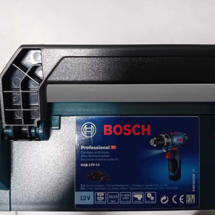 Wkrętarka BOSCH GSR 12V-15 + Walizka  . NOWY