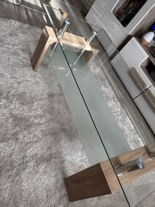 Mesa de centro de vidro