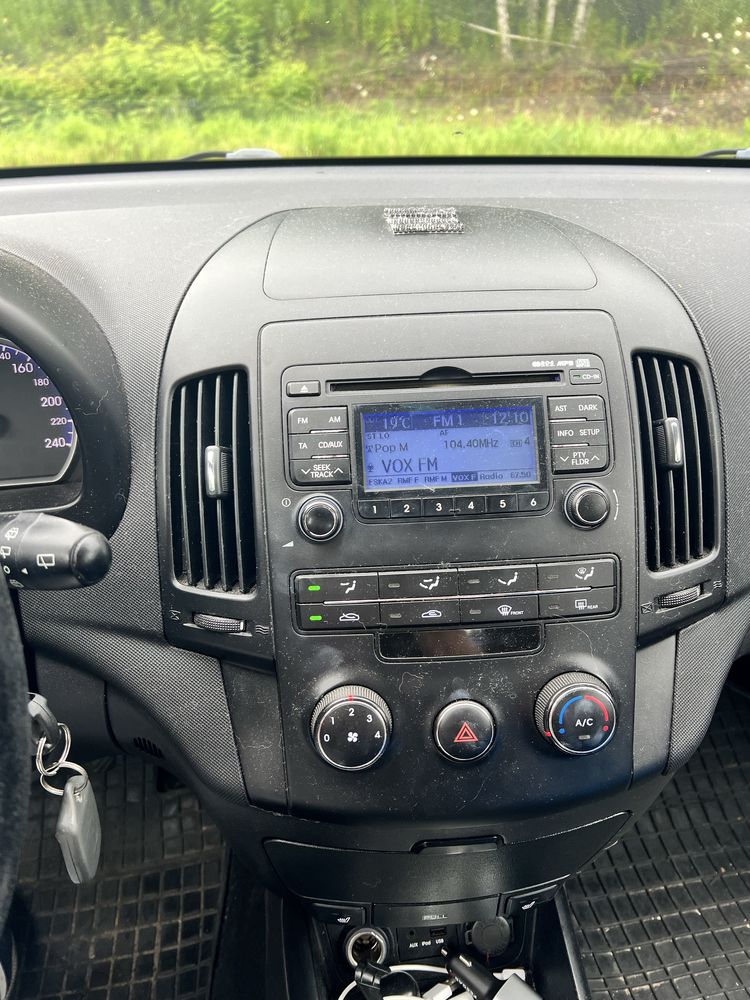 Sprzedam Hyundai I30 uszkodzony.