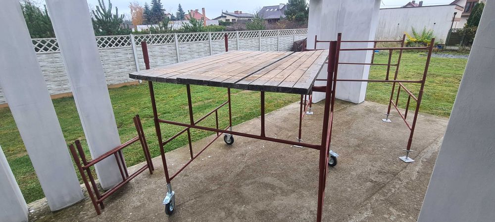 Rusztowanie Warszawskie jak nowe