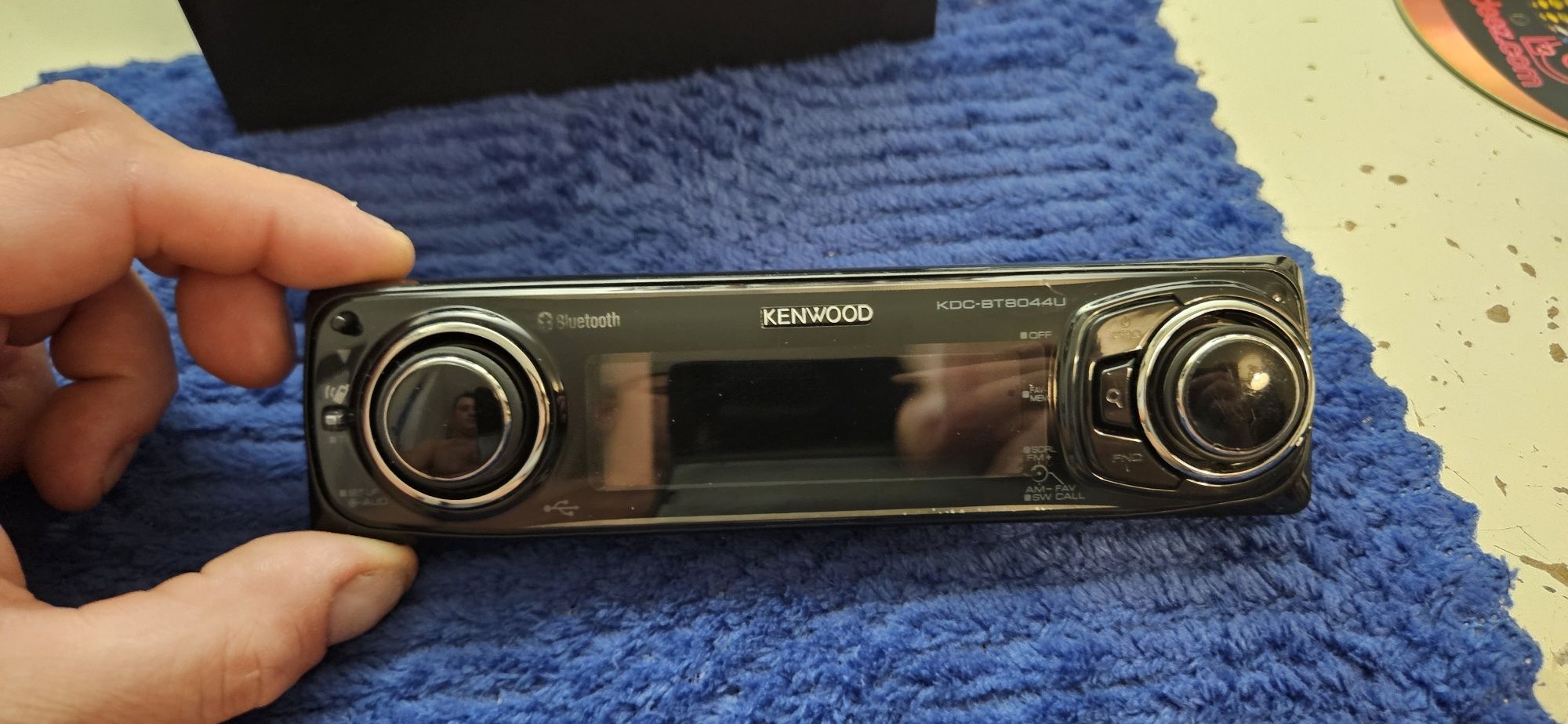 Kenwood KDC-BT8044U 3xRCA Bluetooth DSP DTA pilot