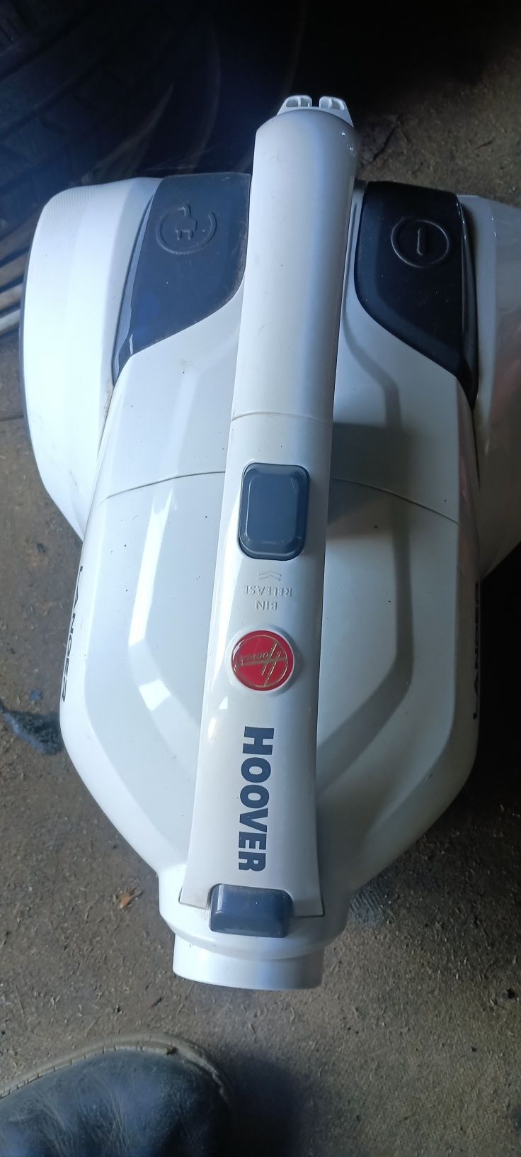 пылесос Hoover 700 ватт отличное состояние б/у