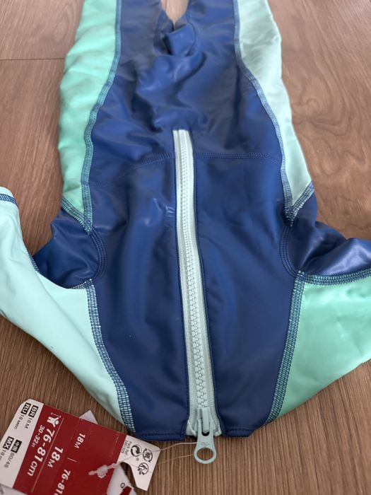 Kombinezon UPF50+dla malucha Nabaiji