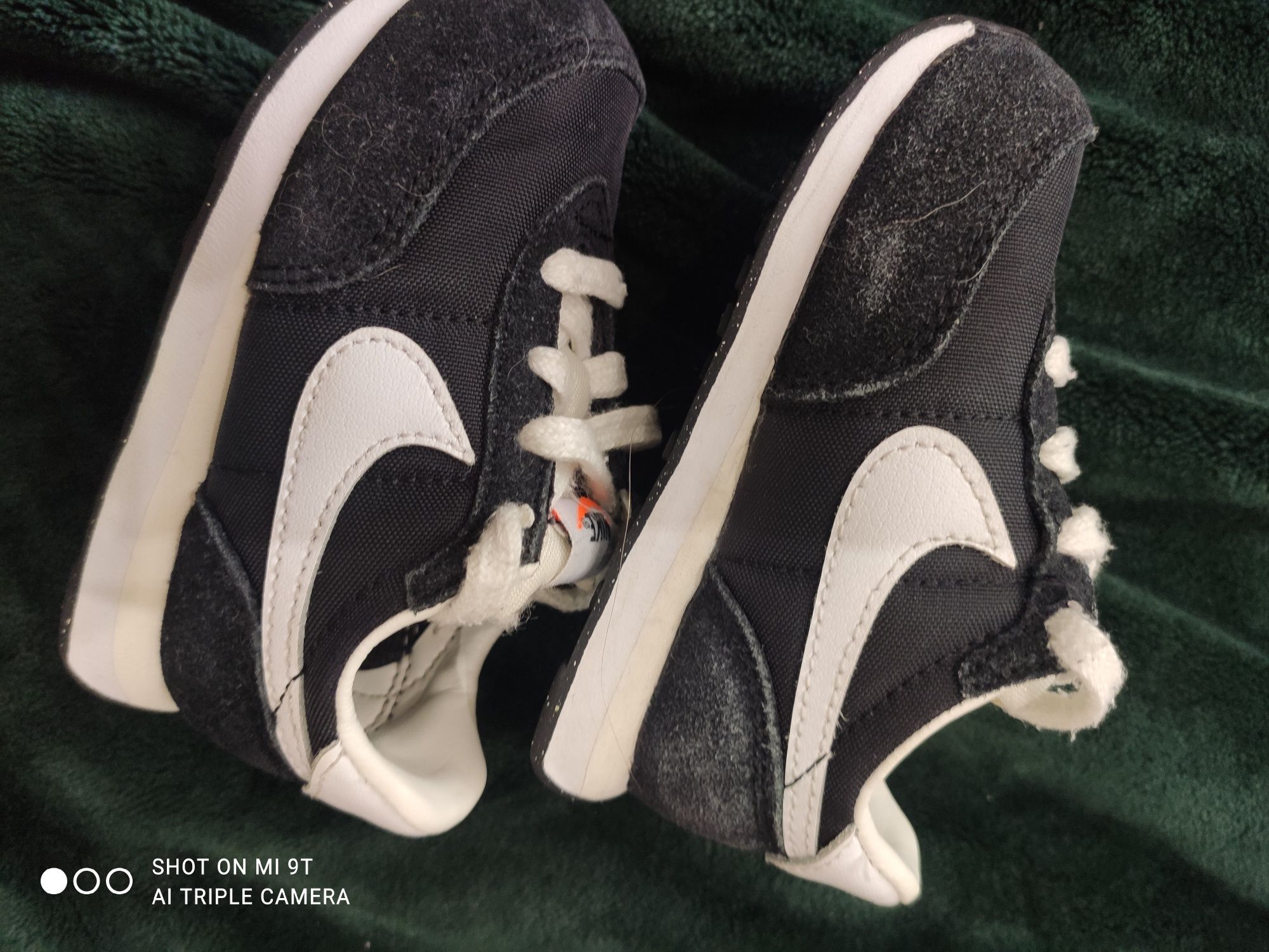 Buty adidasy Nike 13 cm spodnie dresowe Nike dla chłopca roz 92/98