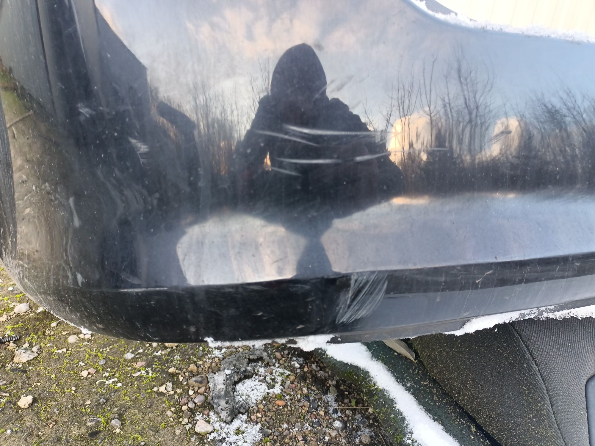 Tylny zderzak Opel Astra H kombi Lift Z20R