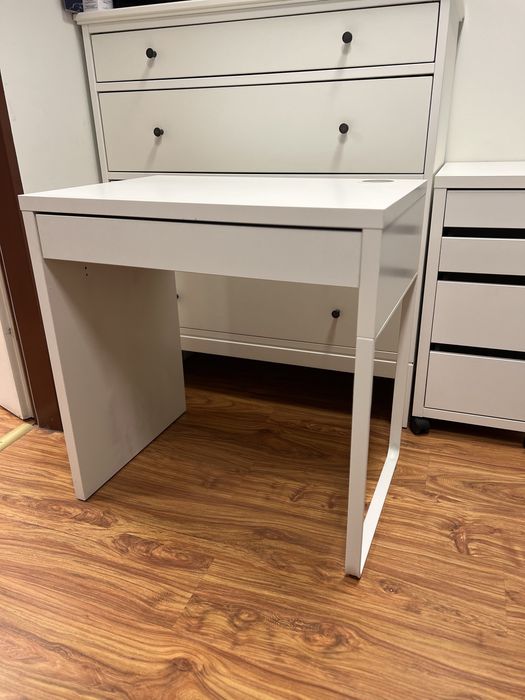 Biurko małe białe Ikea