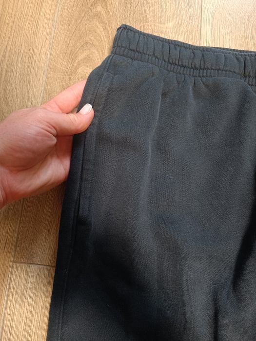 Спортивні штани Nike