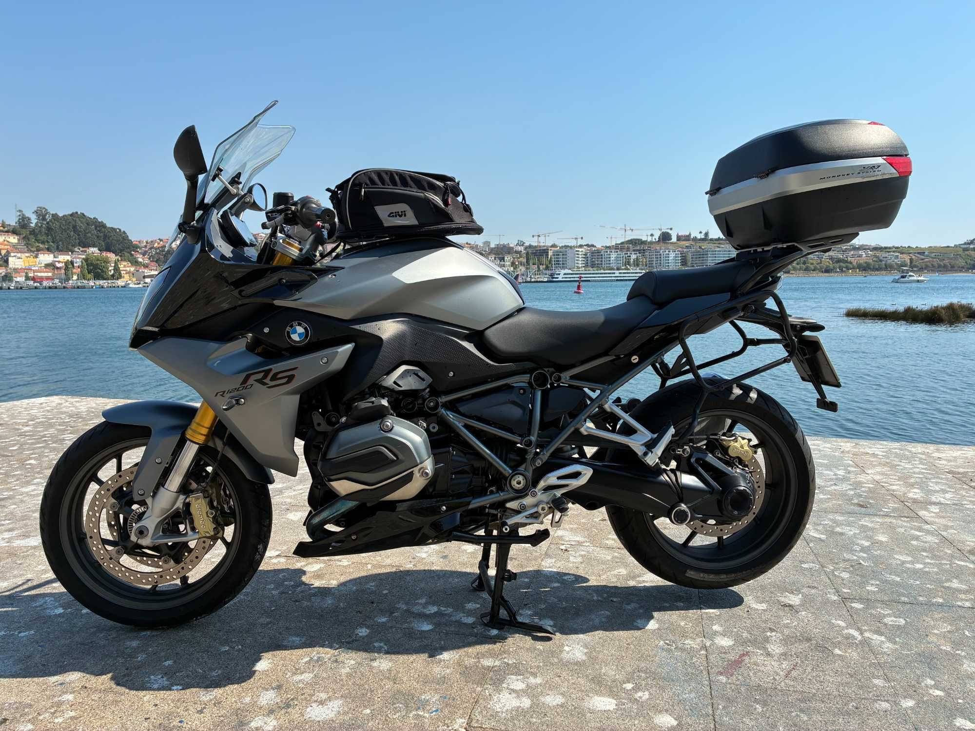 BMW R1200RS - Sport Touring