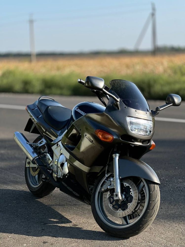 Kawasaki zzr 600 (повне переоформлення)