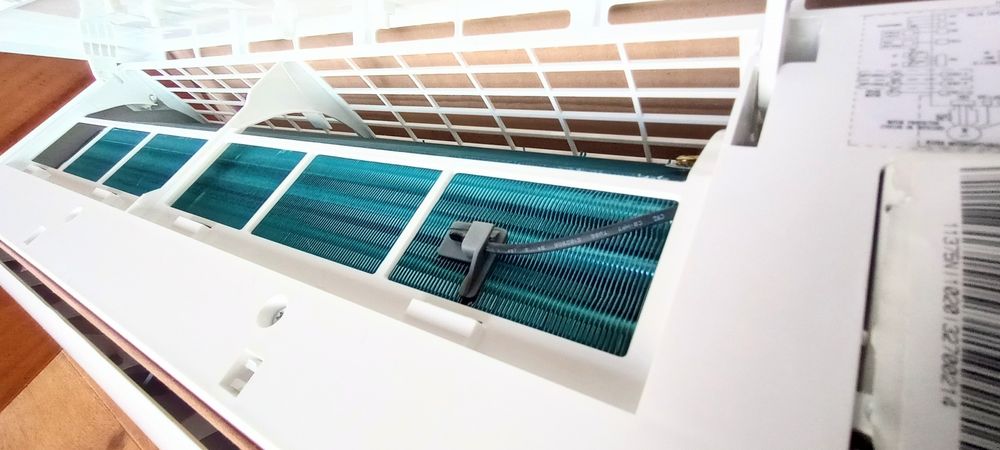 Продам кондиционер Luberg LSR-09HD на 25м2