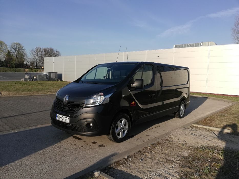 Renault Trafic 6 osobowy