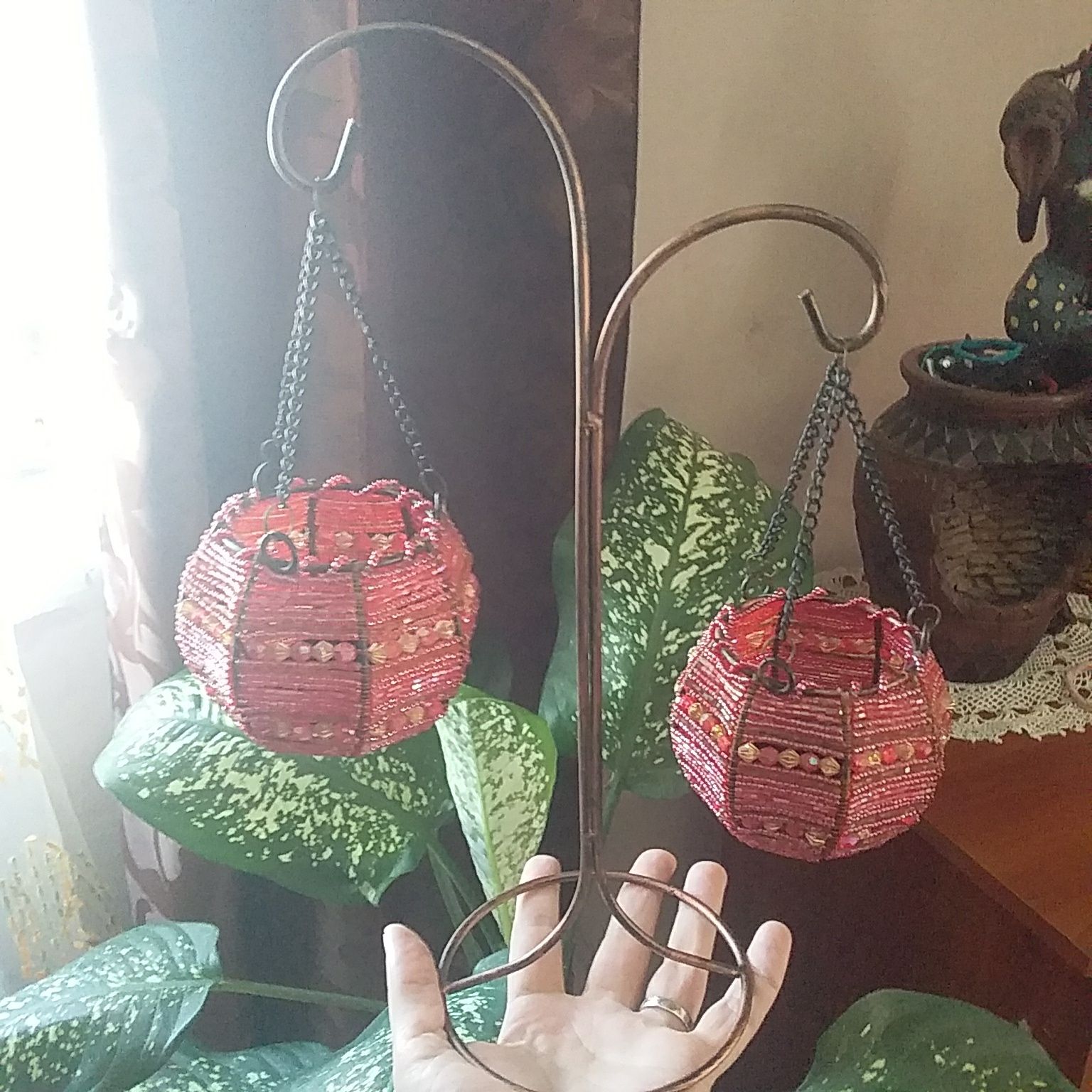 Подсвечник из бисера.