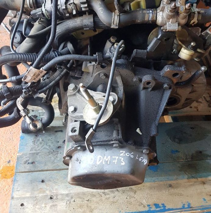 Caixa de Velocidades Peugeot 206/307/Citroen C3/C4/Xsara 1.6 Hdi Ref: 20DM73