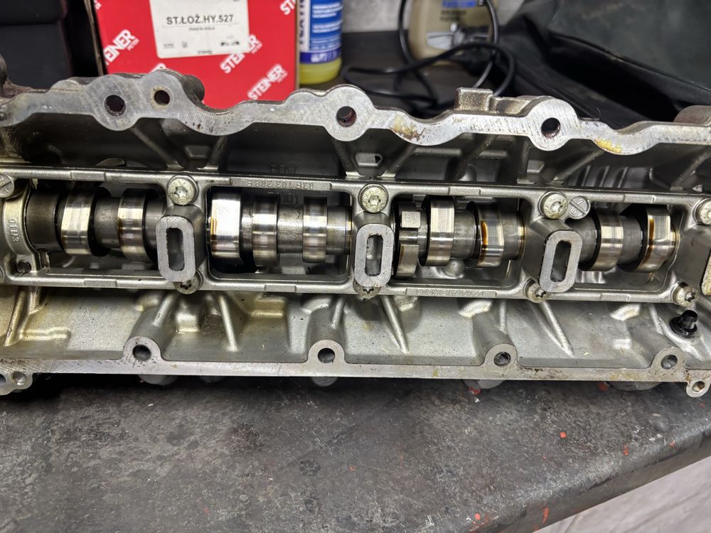 Pokrywa z walkiem 1.2tsi cbz