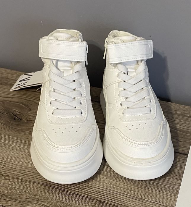 Buty sportowe na platformie Zara