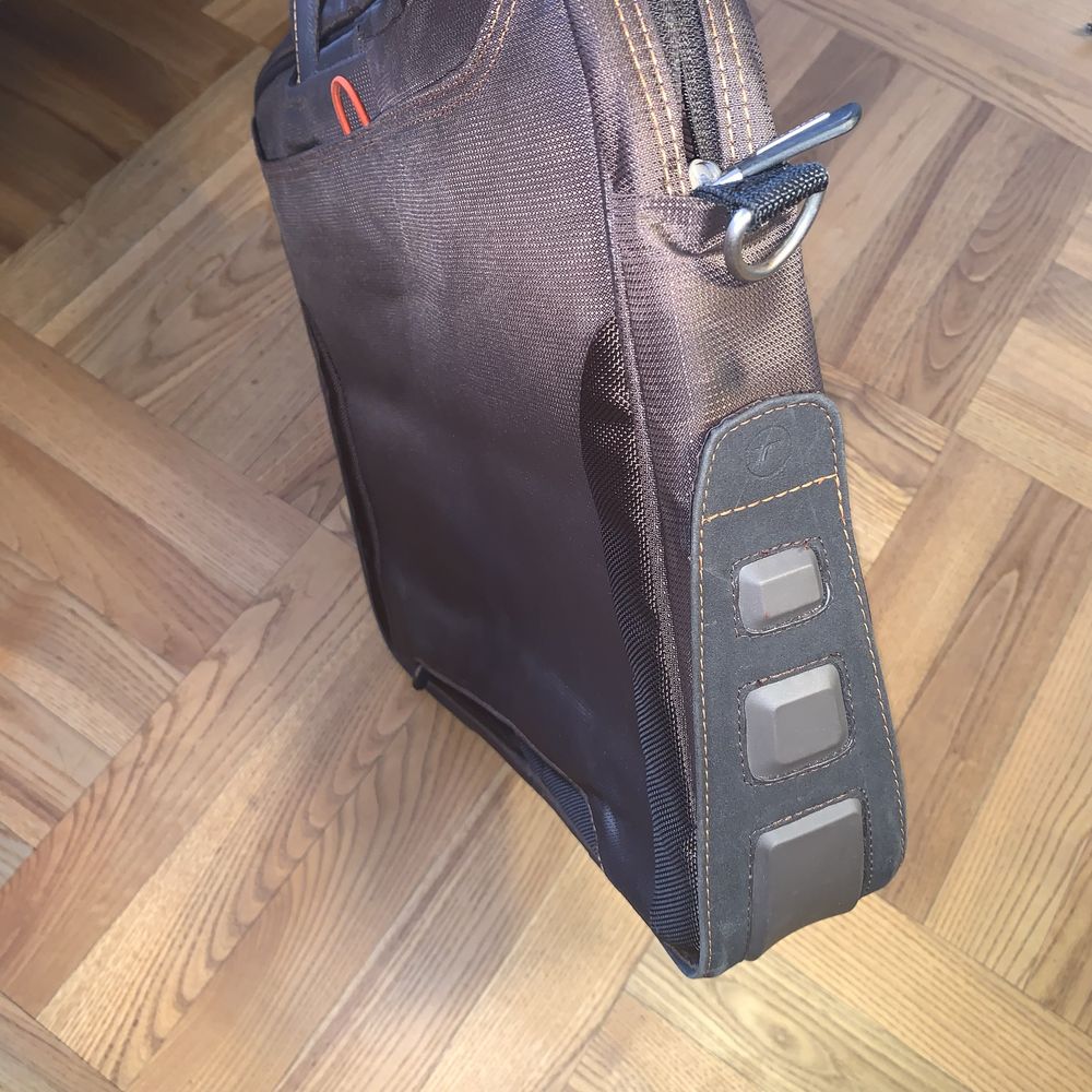 Torba na 2 laptopy Targus