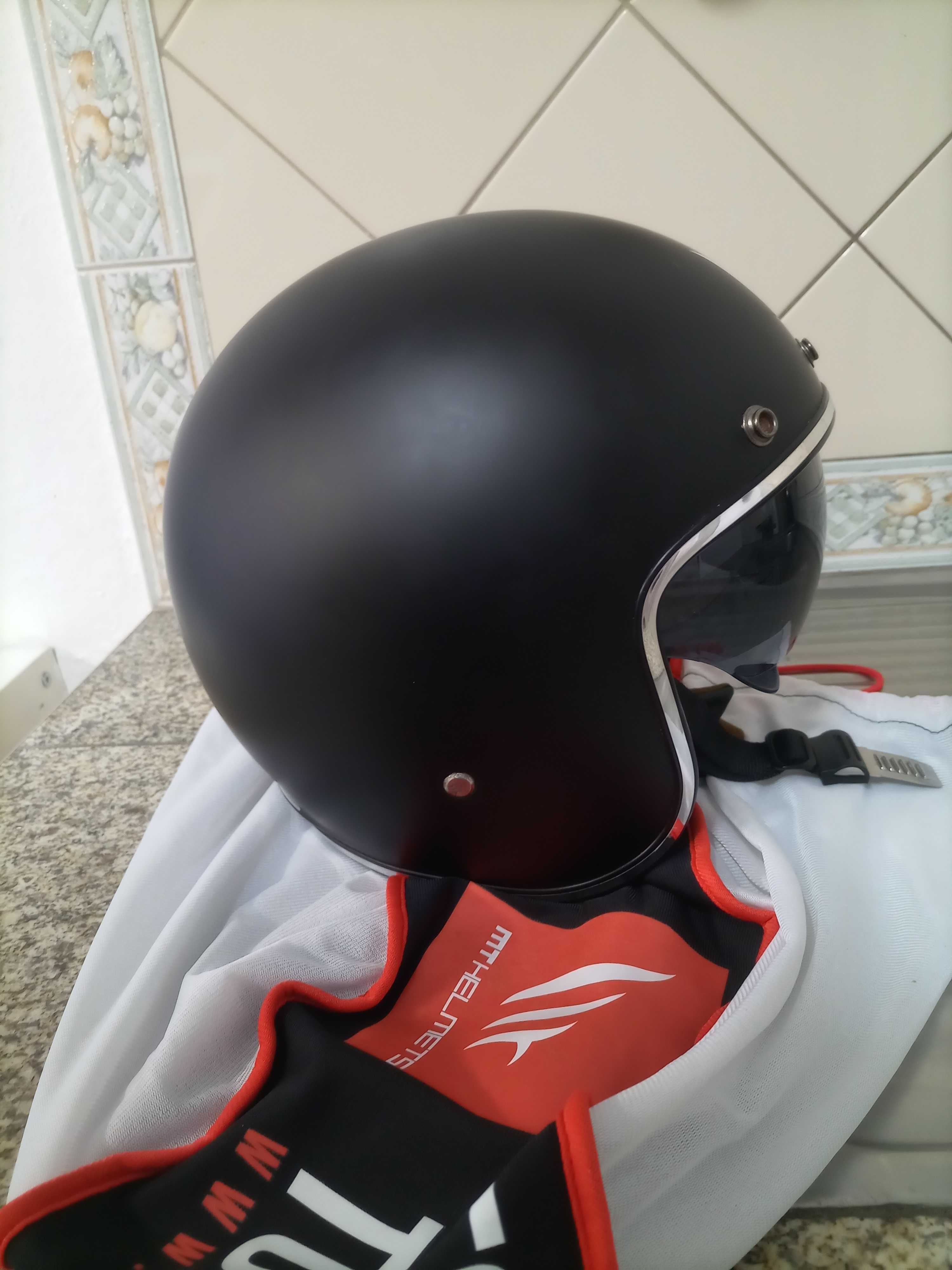 Capacete MT HELMETS Le Mans Novo