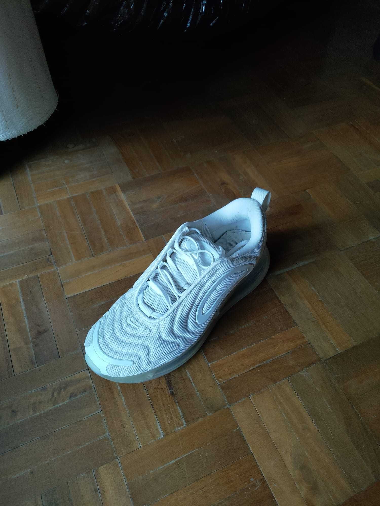 Ténis/ Sapatilha Nike Air Max 720 Brancos