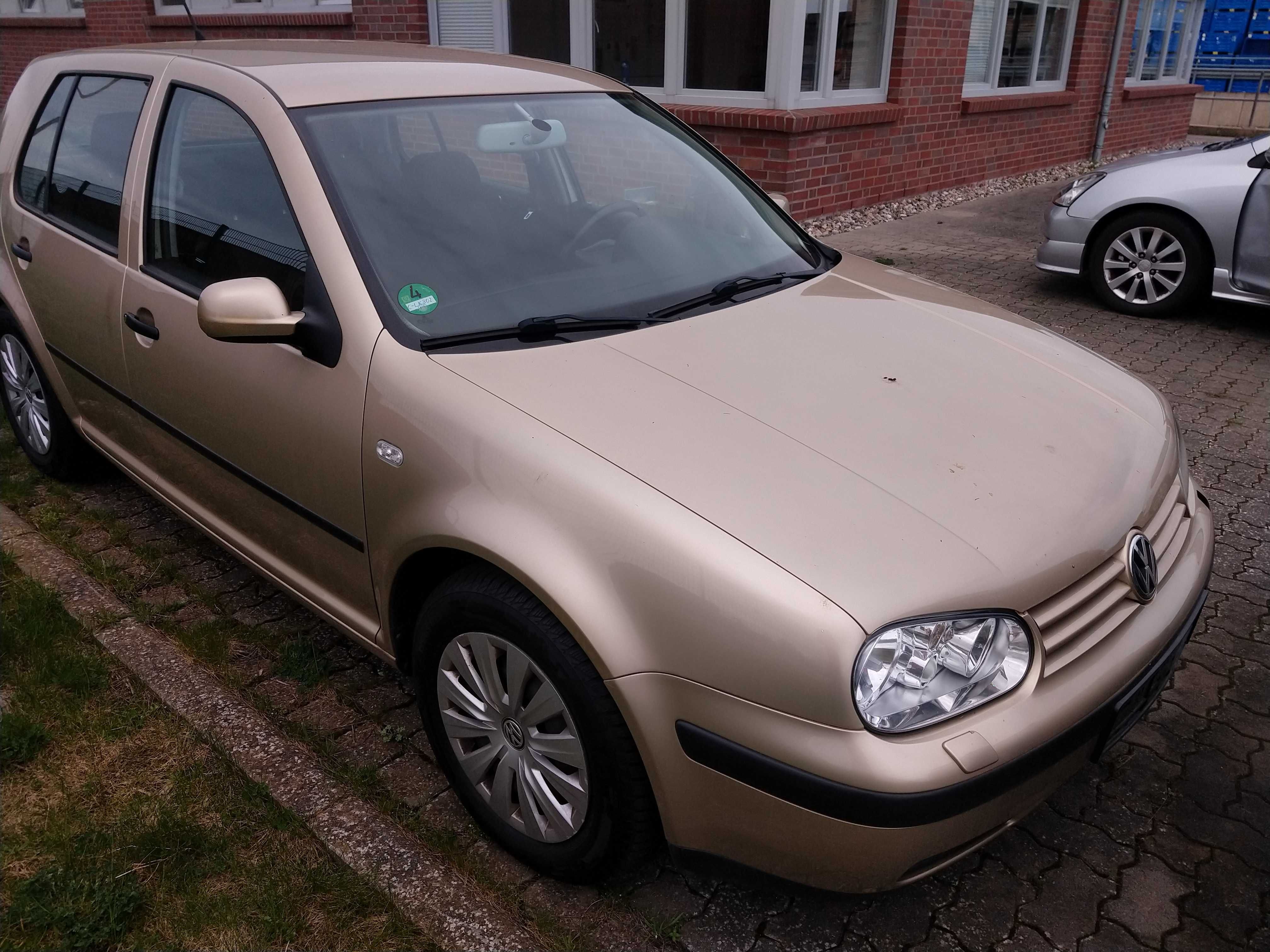 Golf 4 1.6 benzyna