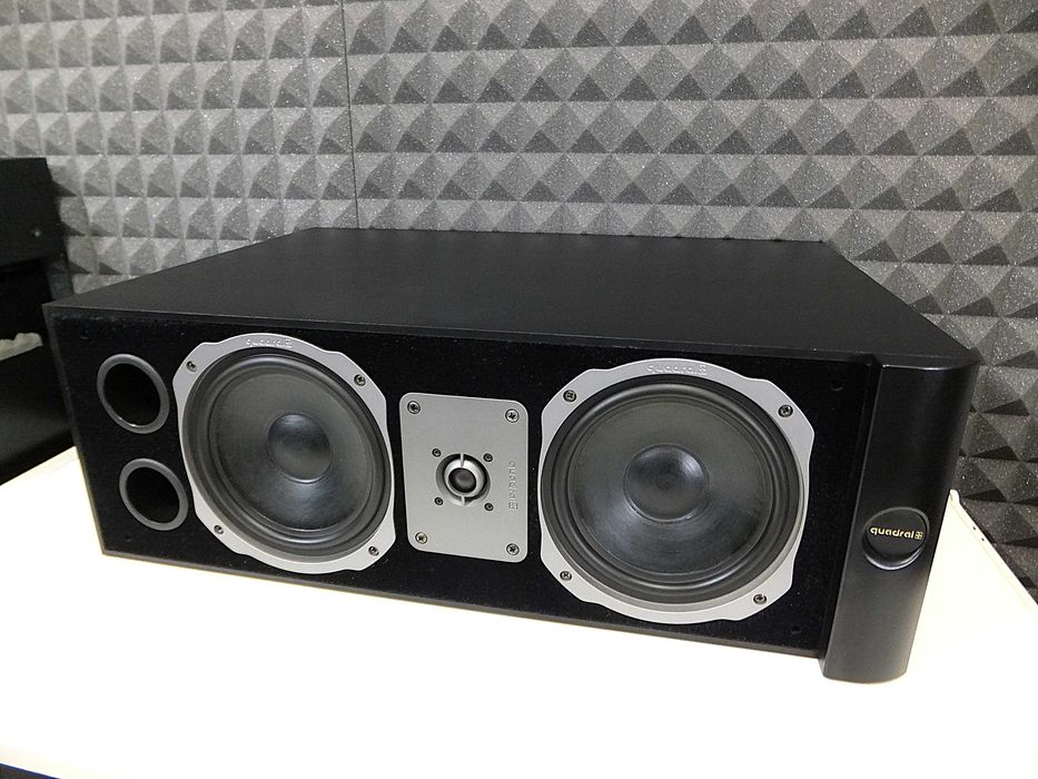 Duża solidna kolumna centralna QUADRAL BASE FIVE