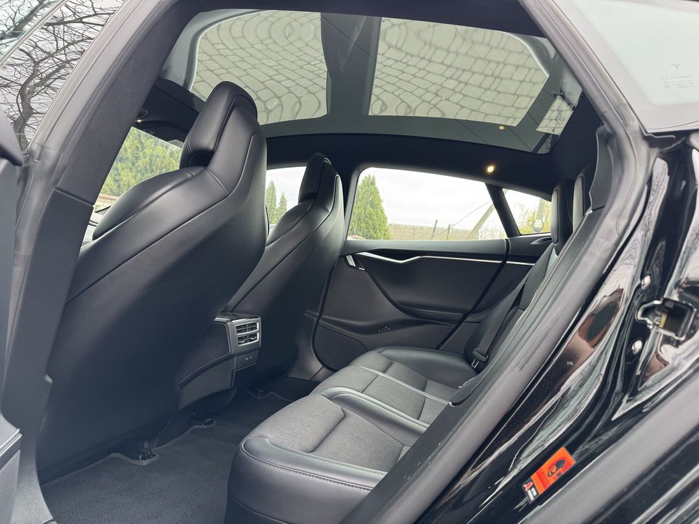 TESLA MODEL S Европа (Німеччина) Рестайлінг 2018