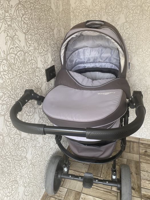 Дитяча коляска, нова