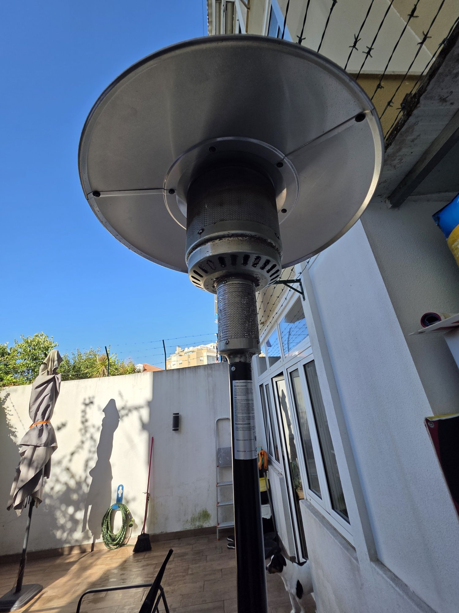 Aquecedor de Exterior a Gás Hotspot Galp + Bilha usada