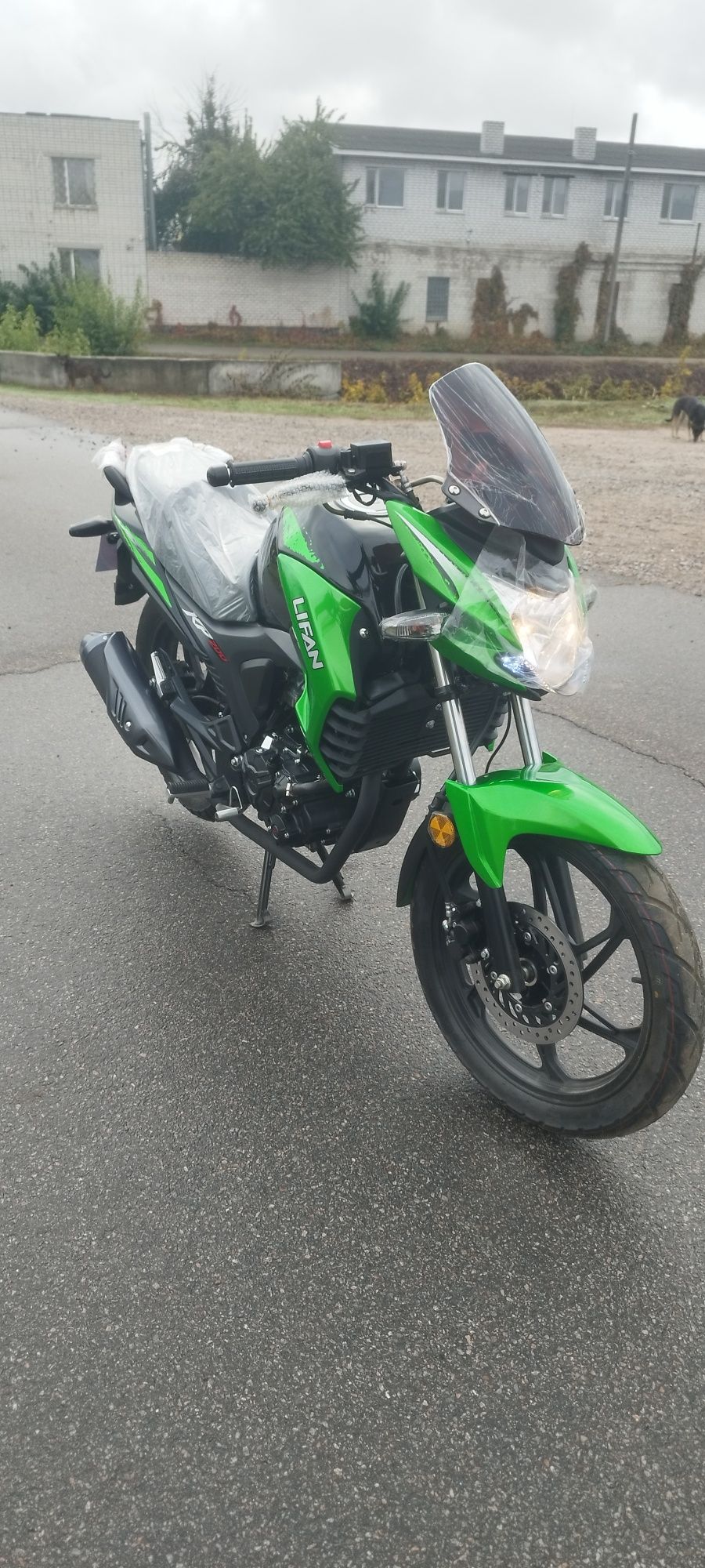 Мотоцикл Lifan KP200 (Lifan Irokez)Лифан Ирокез червоний, жовтий, чорн
