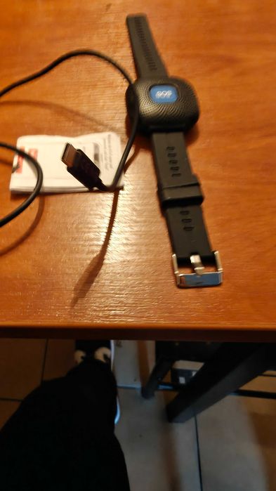 Zegarek z funkcją sos