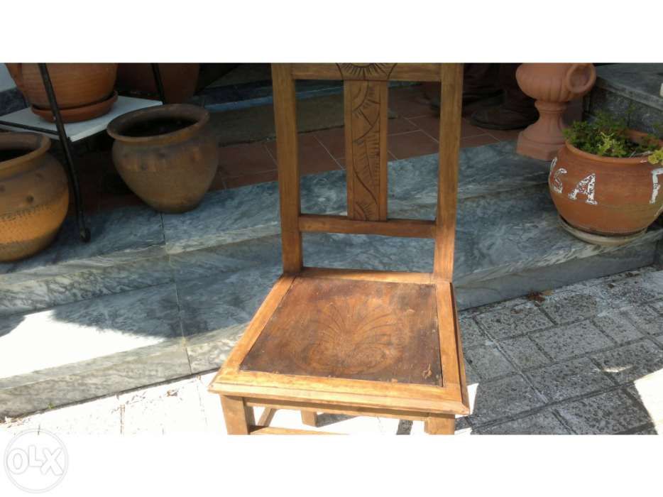Cadeira antiga Arte Nova